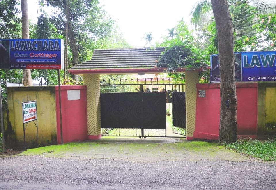 The entrance gate and signage of Lawachara Eco Cottage